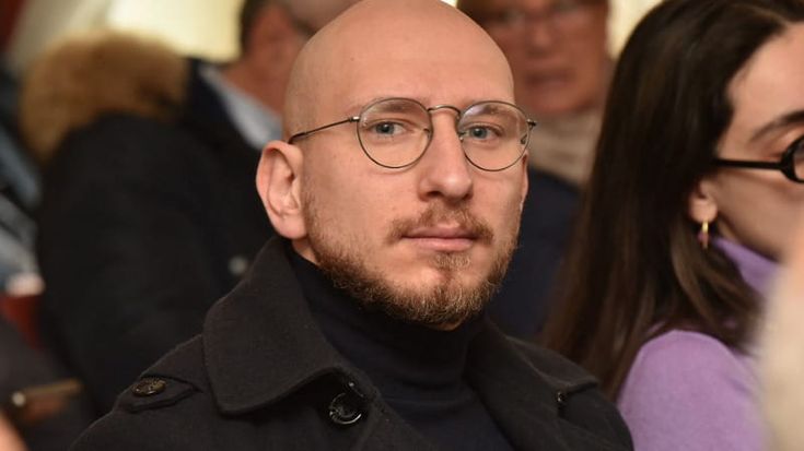 Chieti, candidato Paci: “I miei spot su Pornhub e Tinder? Sono App molto viste, mi faccio conoscere”