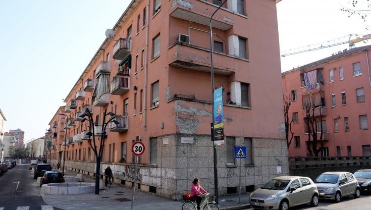 Emergenza casa a Milano, sindacati in piazza: "Subito un accordo salva-sfrattati"