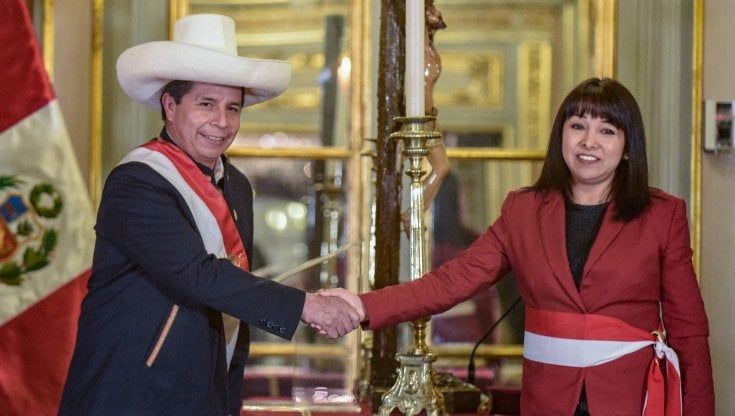 Perù, è già crisi nel neonato governo Castillo: via il premier marxista-leninista