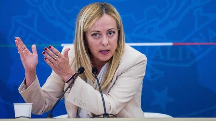 Decreto Caivano, il governo punta sulla repressione. Minori in carcere e Daspo a scuola