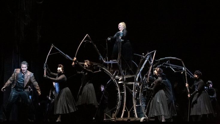 La dark opera di Donizetti entusiasma, applausi a "Roberto Devereux"