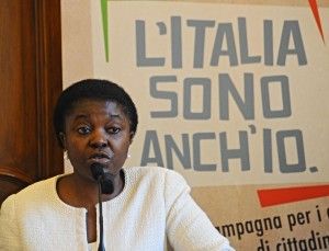 Il ministro Kyenge incontra Balotelli:<br />"S&igrave; allo sport pulito, no al razzismo"