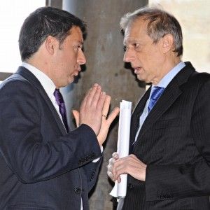 Stabilit&agrave;, Fassino: "Senza correttivi, citt&agrave; a rischio dissesto". Renzi incontra i Comuni: "Faremo una local tax"