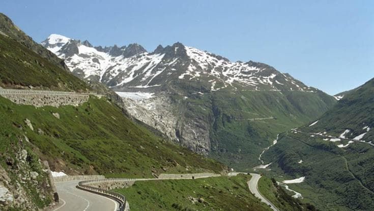 Il Passo della Furka, dove la Svizzera incontra il mito di James Bond