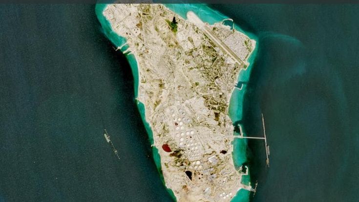 Iran, prove generali di escalation: bombe su ponti e ferrovie, colpita anche l’isola di Kharg