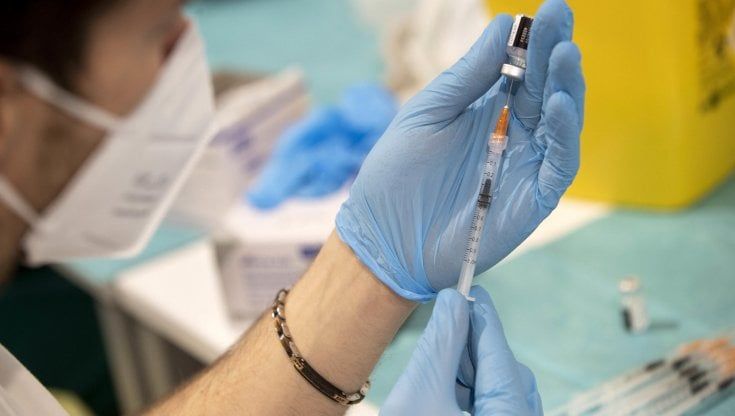 Feste senza divieti, ma attenti a Xe: 132mila i siciliani in quarantena