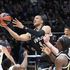 Troppo Zalgiris per la Virtus Bologna. Olimpia Milano, sconfitta e rinascita