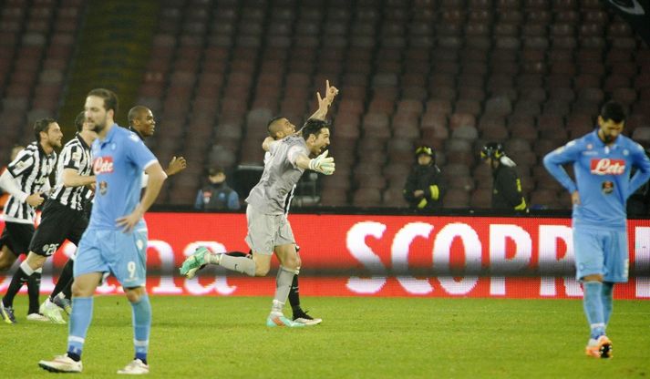 Napoli-Juve, una notte speciale raccontata per immagini