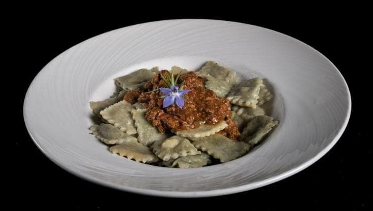 Mangiare bene spendendo il giusto: gli 11 ristoranti più convenienti in Liguria