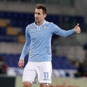 Lazio, la firma pi&ugrave; attesa: Klose rinnova fino al 2015 