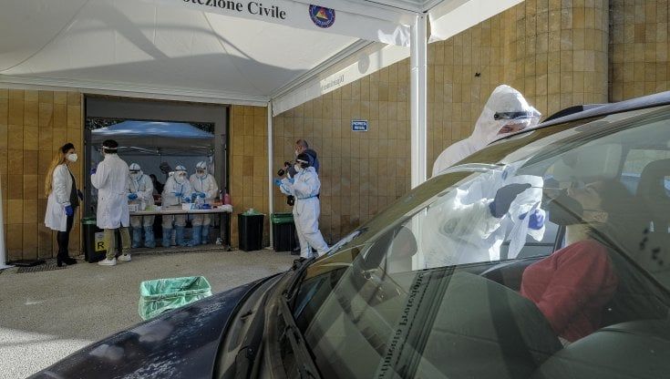 Covid, ecco cosa si può fare e cosa no in zona arancione. E le limitazioni sono soprattutto per i non vaccinati