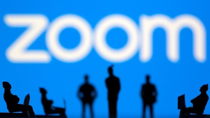 Zoom cresce del 54%, ma la legge di Wall Street è pretendere sempre di più: il titolo crolla