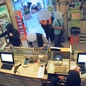 Rapinatore seriale di farmacie, incastrato dalle telecamere