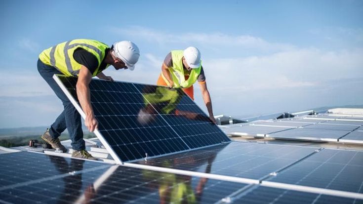 Svolta green, lavori in 2 milioni di case entro il 2035 per le famiglie: costi fino a 80 mila euro