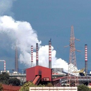Ilva, Renzi annuncia la svolta: "Cos&igrave; non si va avanti, cambio di passo a giorni"