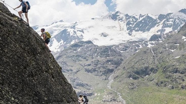 Parco dello Stelvio, polemiche per la nuova ferrata: “La montagna ha bisogno di silenzio”