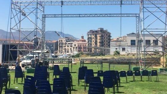 Palermo, torna il cinema: la Cala si trasforma in arena