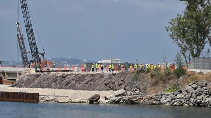 Falconio alle associazioni: “Non è una bonifica di serie B. Bagnoli deve ripartire dal mare”