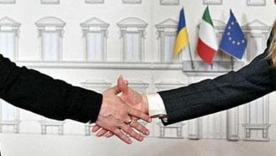 Aiuti all’Ucraina, la coerenza una tantum di Meloni