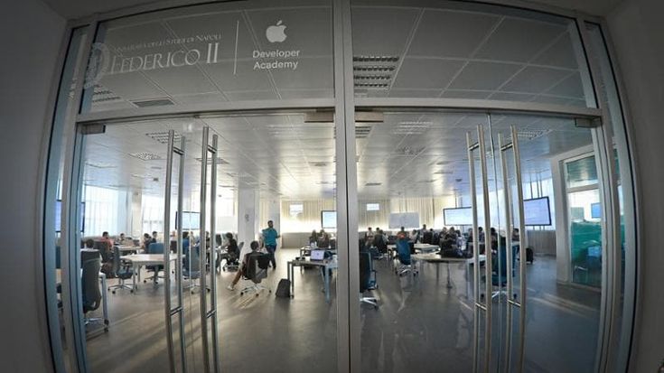 Napoli, Academy Apple all’ottavo anno: via alla selezione per 300 ragazzi