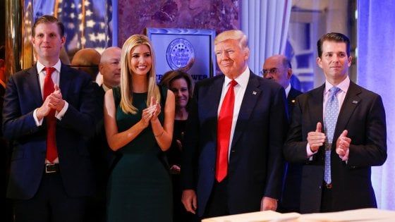 Usa, il garante boccia Trump sul conflitto d'interessi