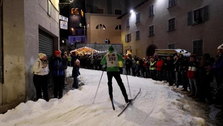 Bormio, l'altra Olimpiade: la notte del Palio tra le vie innevate del paese