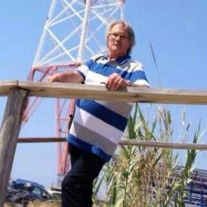 Milano, lutto cittadino per i funerali del tassista ucciso. L'autopsia non risolve i dubbi