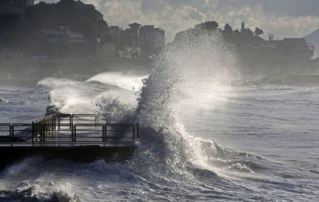 Mareggiata in Liguria, ecco le immagini più spettacolari