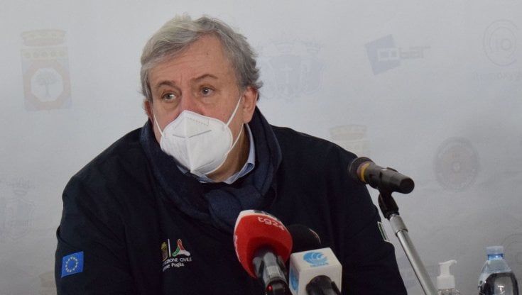 Coronavirus, l'allarme di Emiliano: "In Puglia è record di contagi e la variante inglese è più letale"