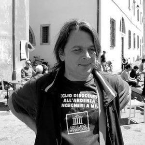 Pugno chiuso e collettivi, la parabola underground di un livornese che ha scelto Milano