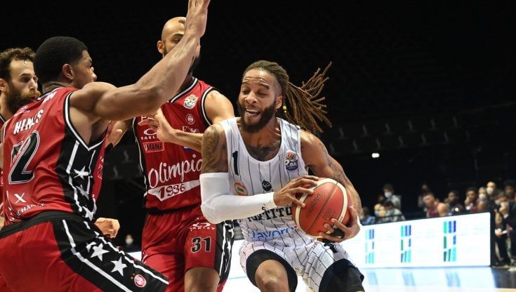 Milano troppo forte, Fortitudo a testa alta