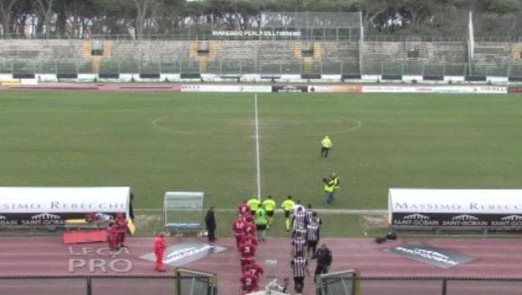 Viareggio - Barletta 2-1