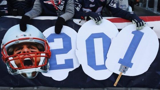 Nfl, Brady diventa il qb più vincente di sempre 