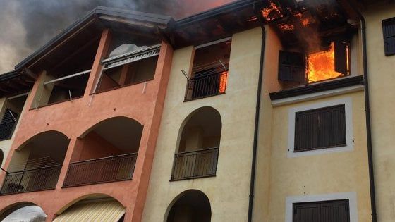 Potenza, incendio a Melfi: partita la macchina di solidarietà per gli sfollati