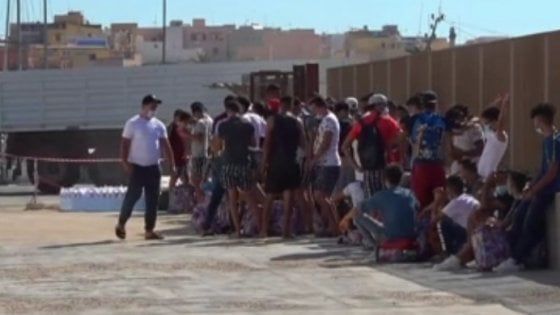 Coronavirus, a Bari tutti negativi gli ospiti del Cara: la Prefettura smonta l'allarme di Fitto e Salvini