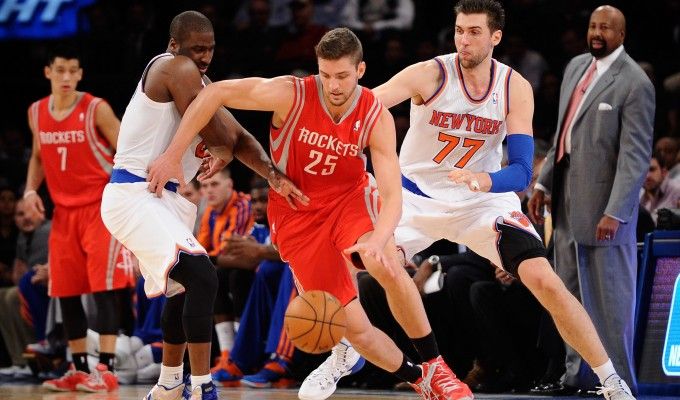 Basket, Nba: Bargnani fa il 'Mago', ma i Knicks vanno ko in casa