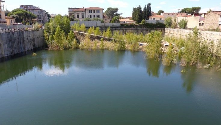 Firenze, cratere viale Belfiore: il Comune deve restituire all'impresa 4 milioni ma ne ottiene uno per danno d'immagine