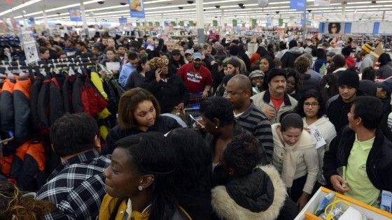 Usa, 'Black Friday' al via tra shopping, risse e arresti