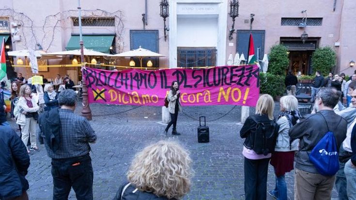 Bonus sui rimpatri, c’è l’intesa: norma a tempo e pochi soldi
