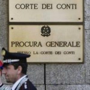 Allarme della Corte dei Conti: la popolazione invecchia, serve calo del debito