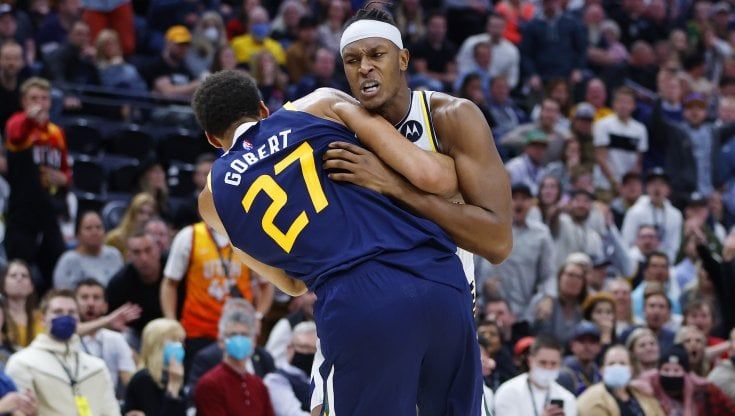 Nba: Utah perde gara e testa, tre espulsi contro Indiana. Ok Clippers e Toronto