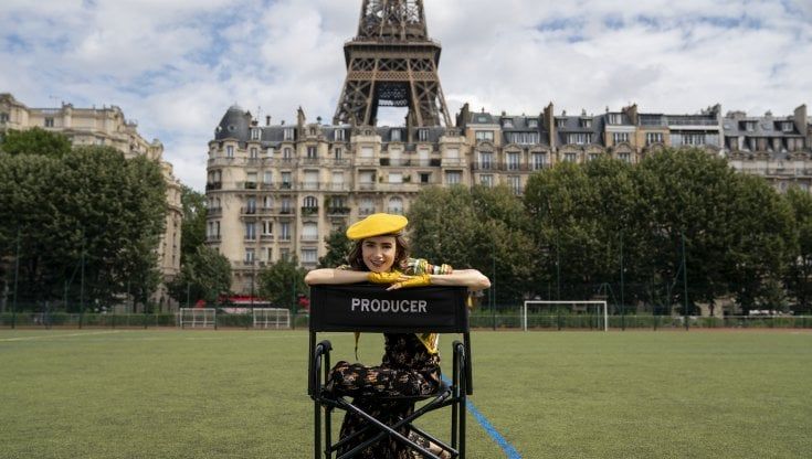 Da Emily a Lupin, le serie ci portano a Parigi