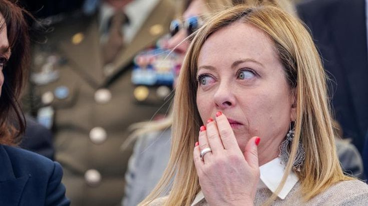 Pressing Nato sulle spese militari. Meloni glissa: le casse sono vuote