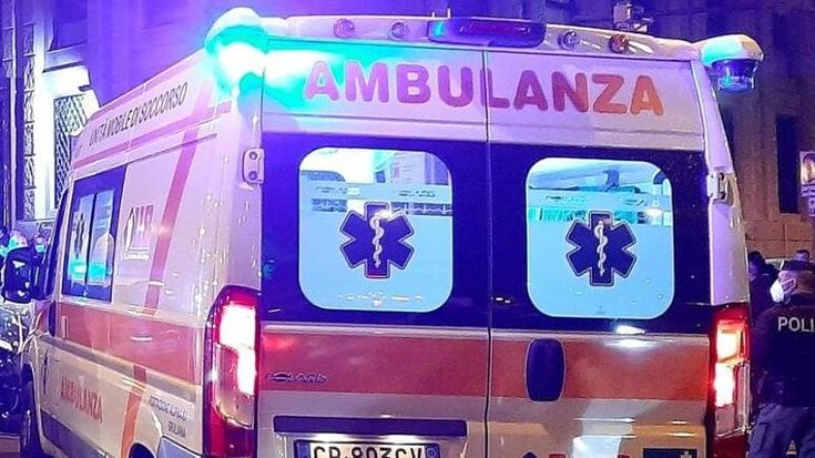 A Matera 77enne uccide la moglie malata e tenta suicidio: salvato dai familiari. Ora è agli arresti in ospedale