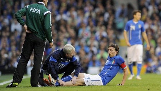 Italia-Eire 0-0, ma &egrave; una notte amara: Montolivo si fa male, addio Mondiale