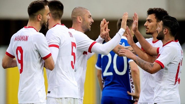 Amichevoli: Ylmaz e Under lanciano la Turchia, Svizzera a valanga