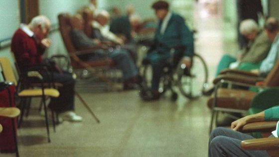Coronavirus, contagi nelle rsa in Puglia: a Bari muore una 88enne, a Brindisi 4 morti e 102 positivi
