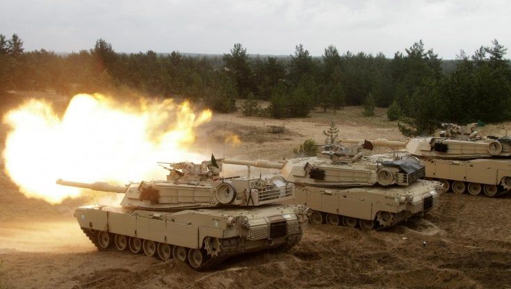 Leopard 2 a Kiev, l’ira del Cremlino: “Sul fronte orientale tornano i tedeschi”