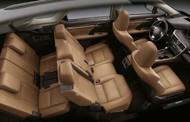 Lexus RX L Hybrid, spazio e comfort per sette