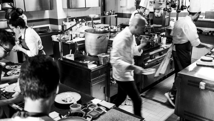 Chiude a sorpresa uno dei migliori ristoranti d’Italia, Lido 84 dello chef Riccardo Camanini